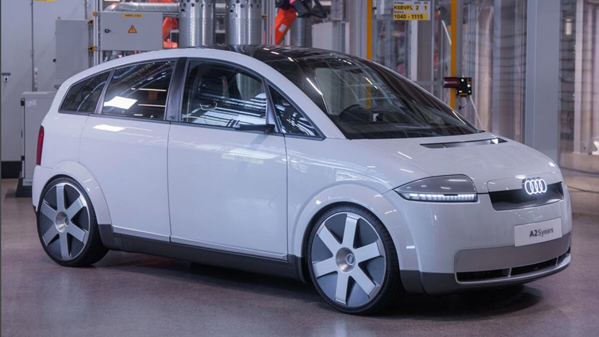 Audi’nin yeni elektrikli modeli A2 E-tron tanıtıldı